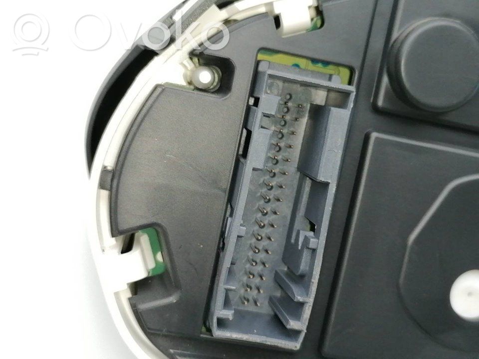 Nopeusmittari (mittaristo)   8A6T10849AK