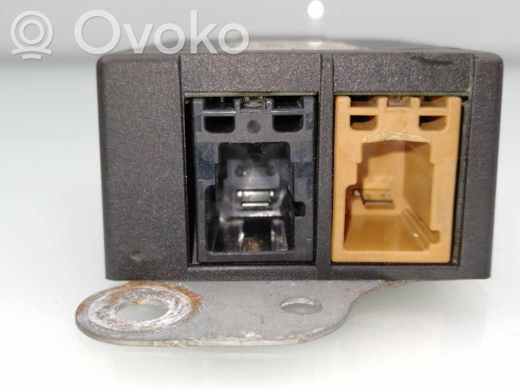 Radion antenni   1K6035570F