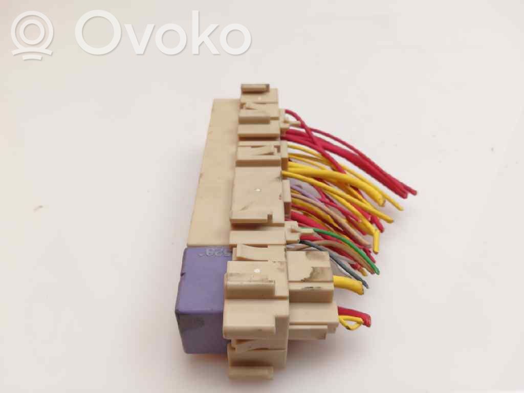 Módulo de fusible   8200241944