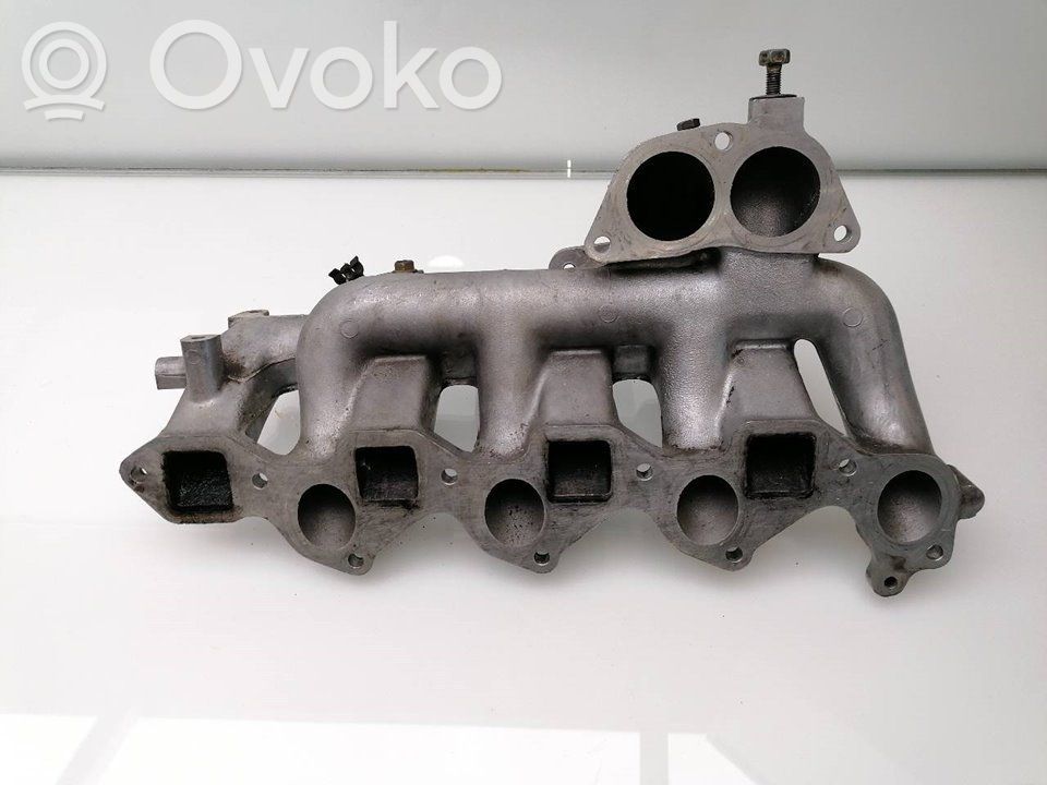 Kolektorius įsiurbimo   14003VC300