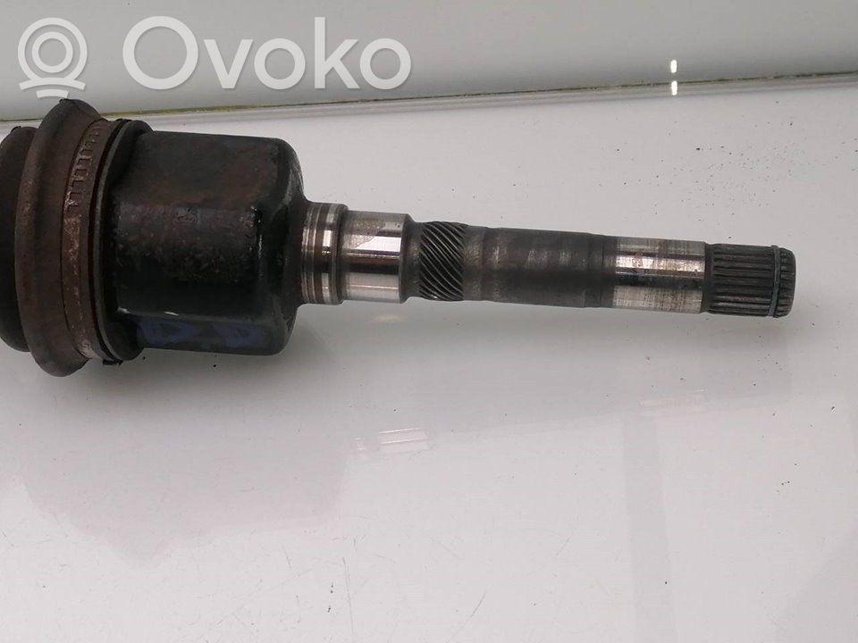 Chrysler Voyager Etuvetoakseli 