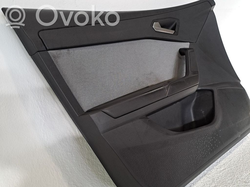 Seat Leon IV Etuoven verhoilu 
