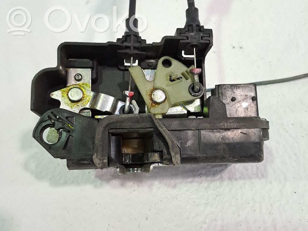 Chevrolet Captiva Etuoven lukko 