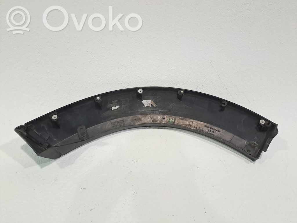 Land Rover Discovery 4 - LR4 Listwa błotnika tylnego 