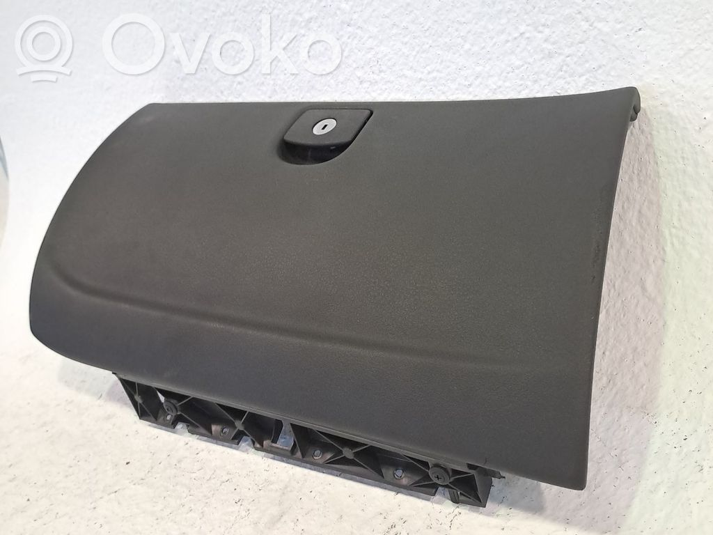 Peugeot 407 Capac protecție motor 