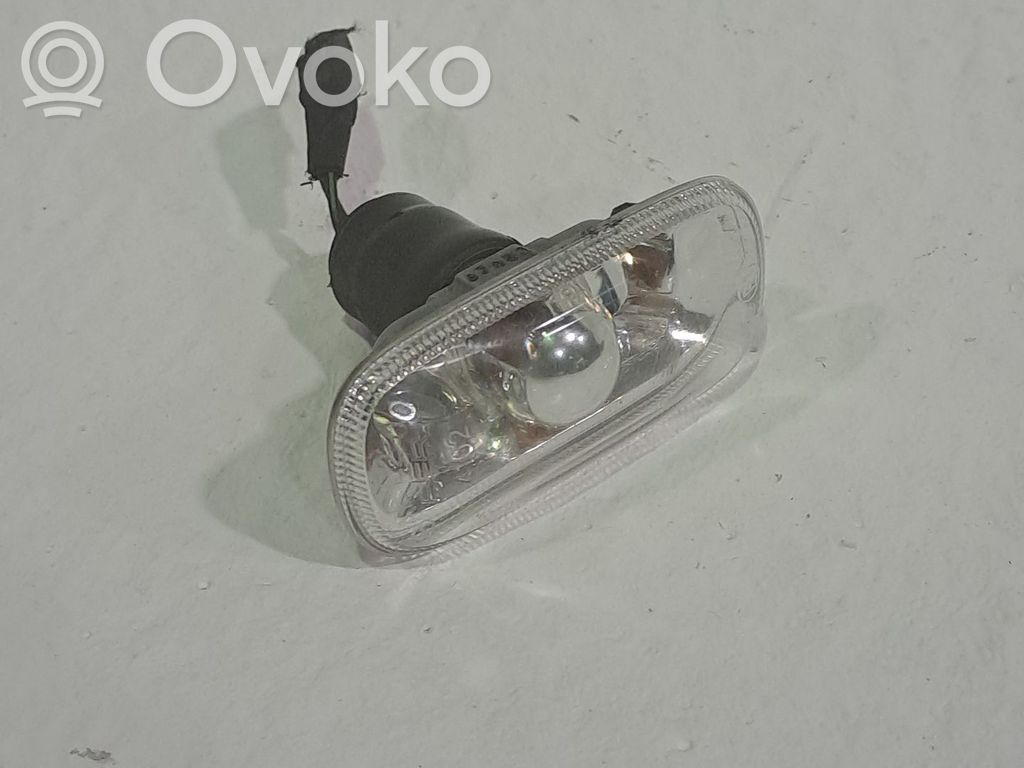 Seitenblinker   8E0949127