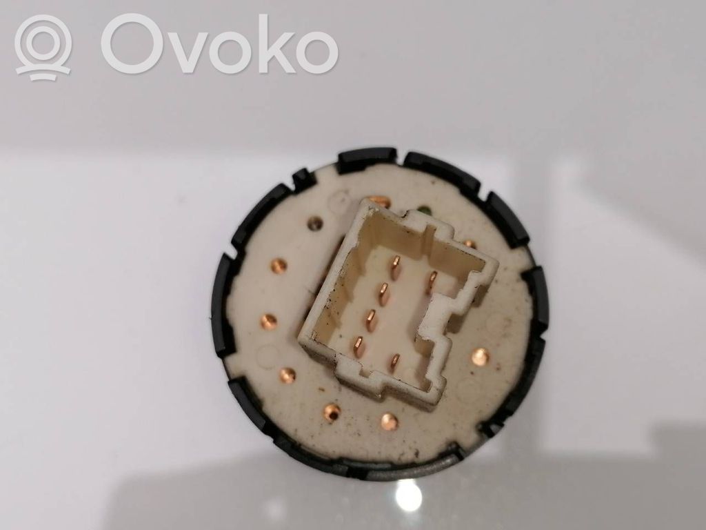Interruptor de luz   MB604842