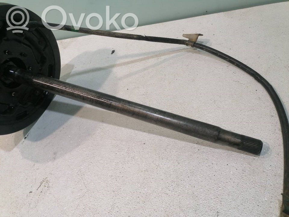 Nissan Patrol Y61 Eje propulsor/eje de transmisión trasero 
