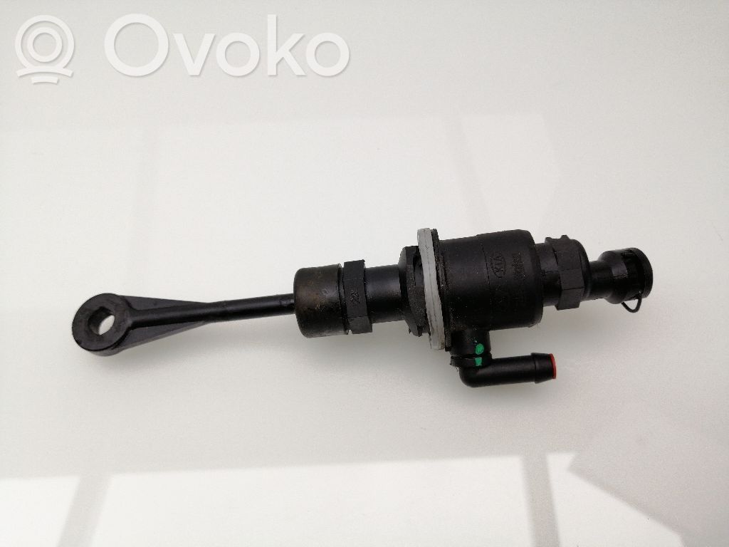 Kytkimen irrotuksen apusylinteri   416053Z100