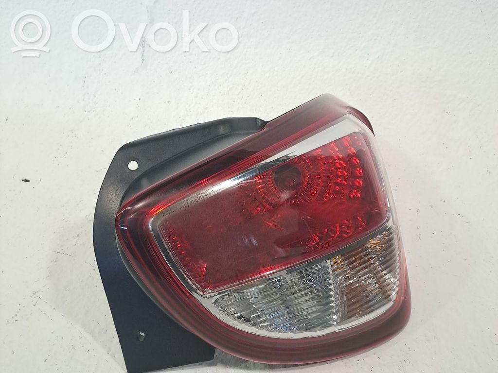 Hyundai i10 Lámpara de faros/luces traseros 