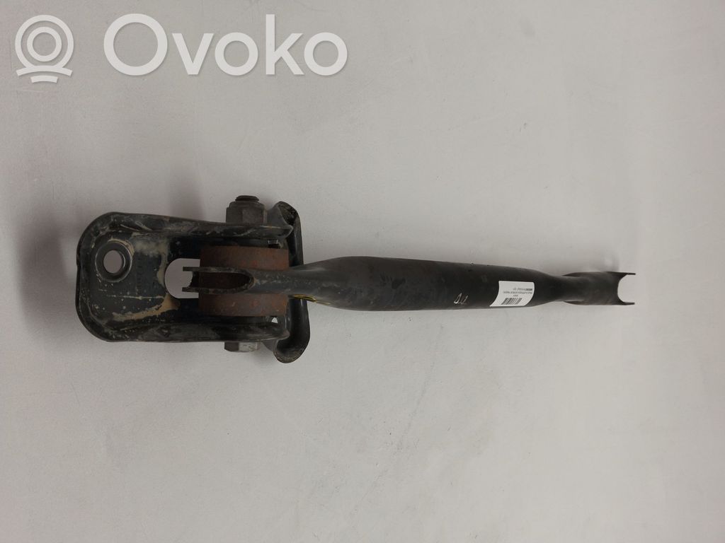 Brazo de suspensión trasera   LR001175