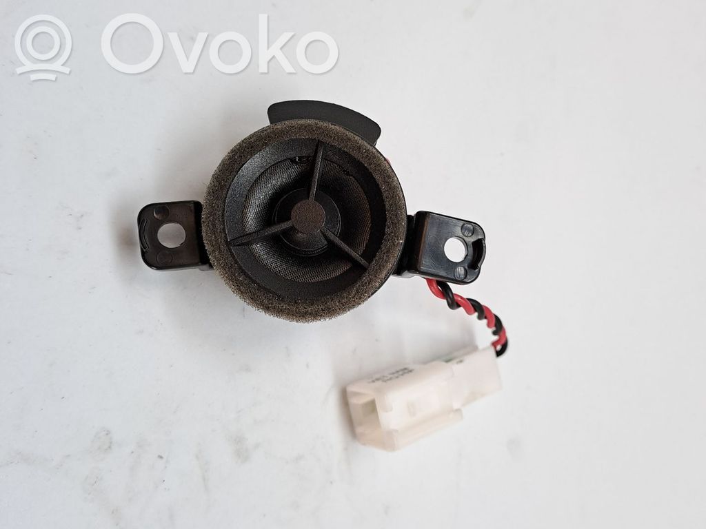 Altavoz de la puerta delantera   96311Q0000