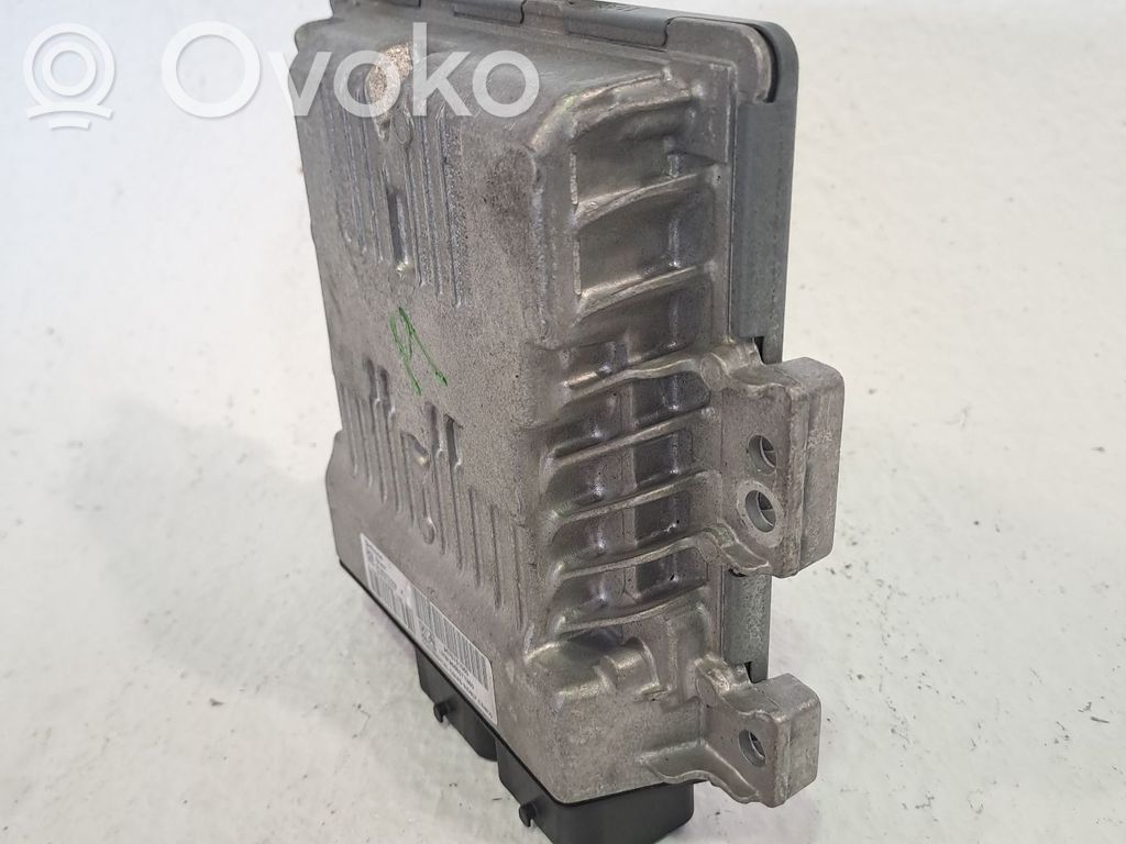 Unidad de control/módulo ECU del motor   9676761080