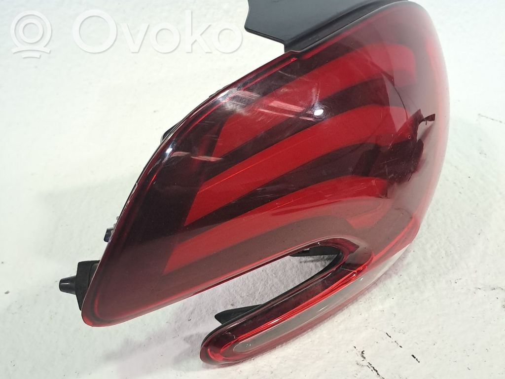 Peugeot 208 I Bec lampă spate 
