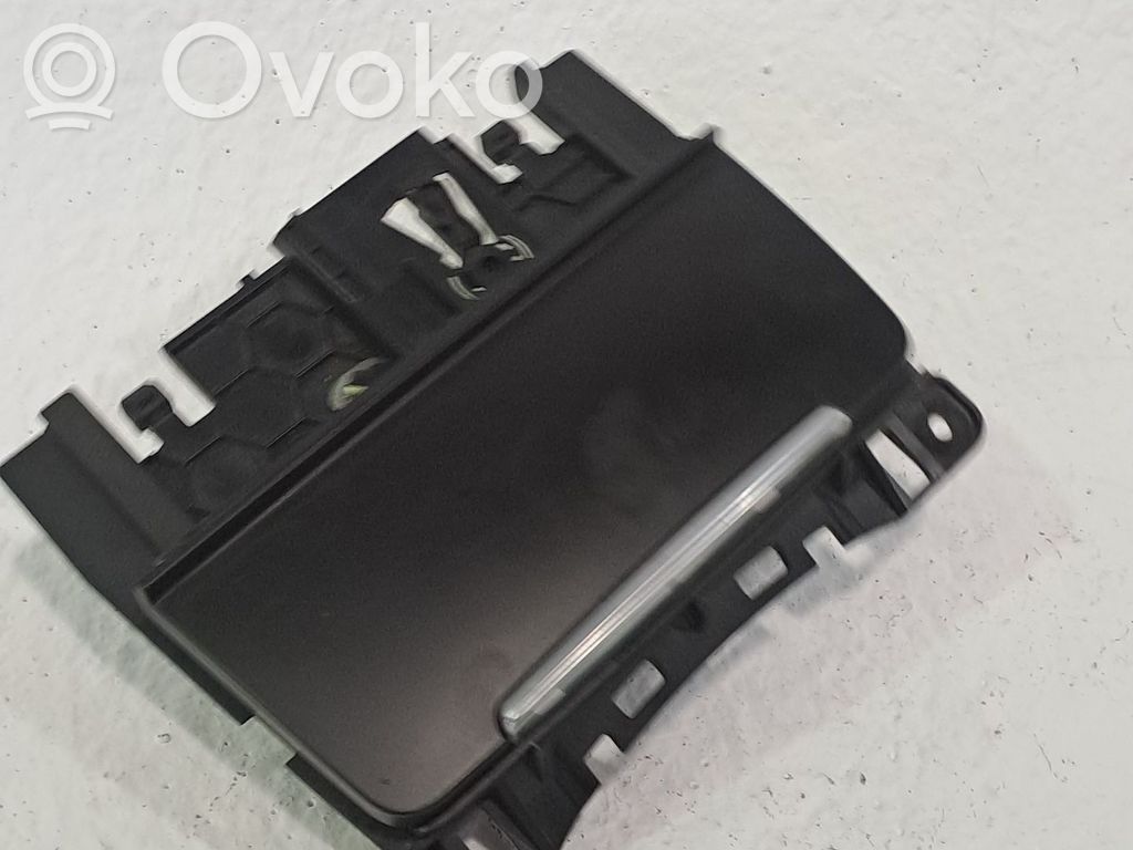 Scrumieră   8K0857951C