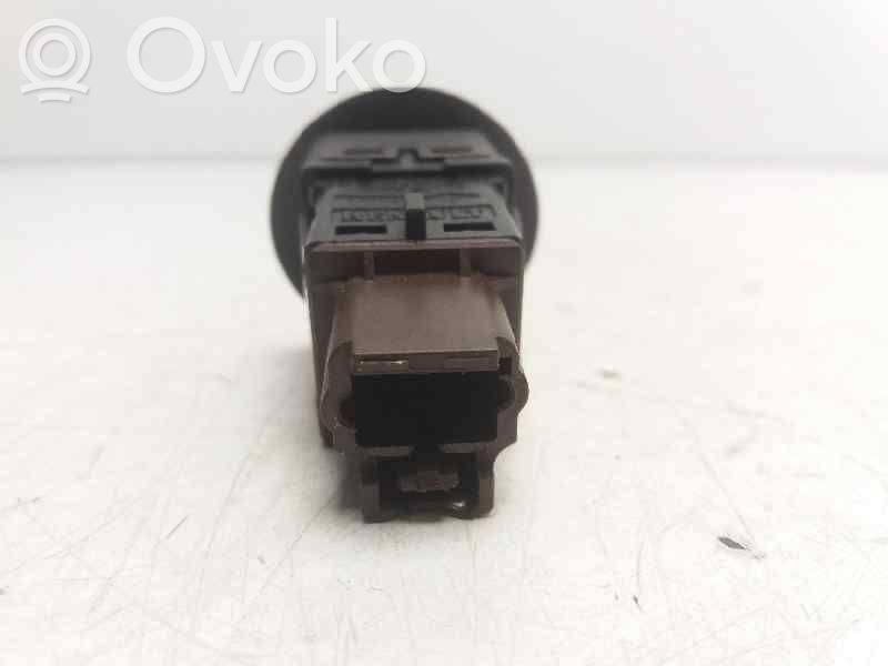 Muut kytkimet/nupit/vaihtimet   8200169589C,23170109091