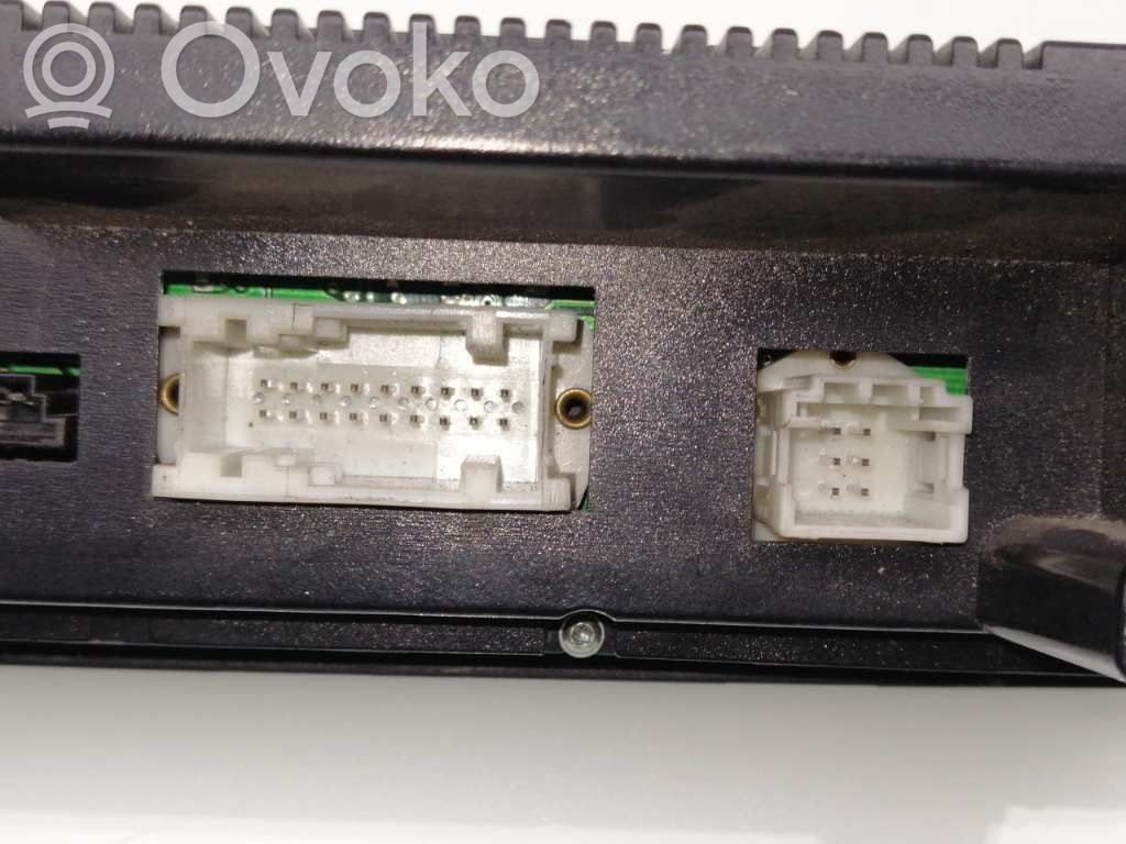 Panel klimatyzacji   64116931604,5HB00887803,6931604