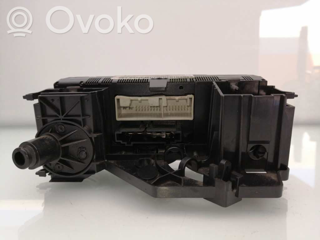 Unitate control climatizare   1K0820047JN