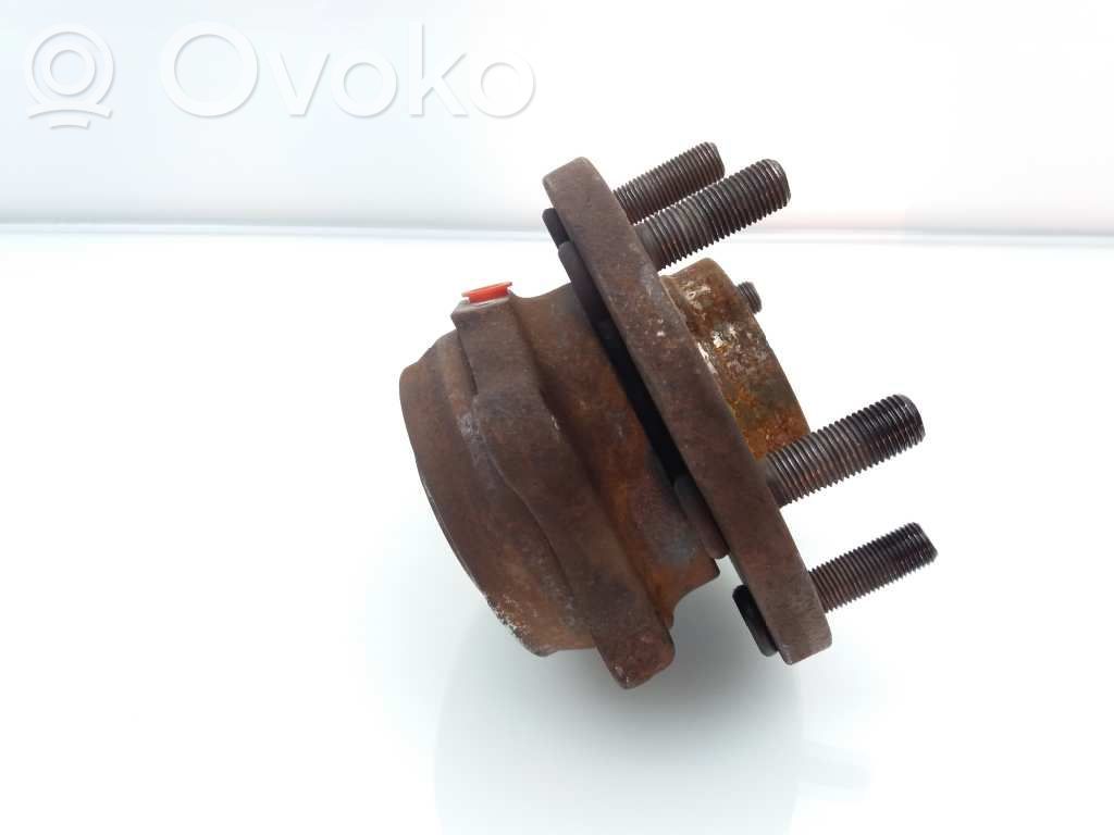 Nissan Pathfinder R51 Fuso a snodo con mozzo ruota anteriore 