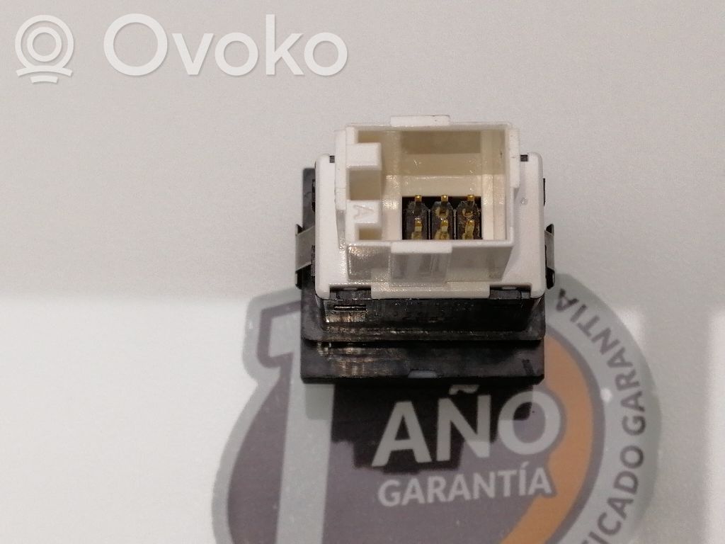 BMW 3 F30 F35 F31 Alte comutatoare/butoane 