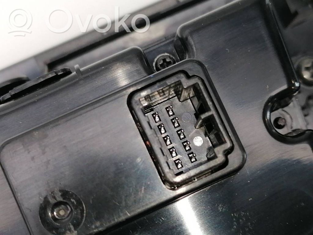 Nissan NP300 Unitate control climatizare 