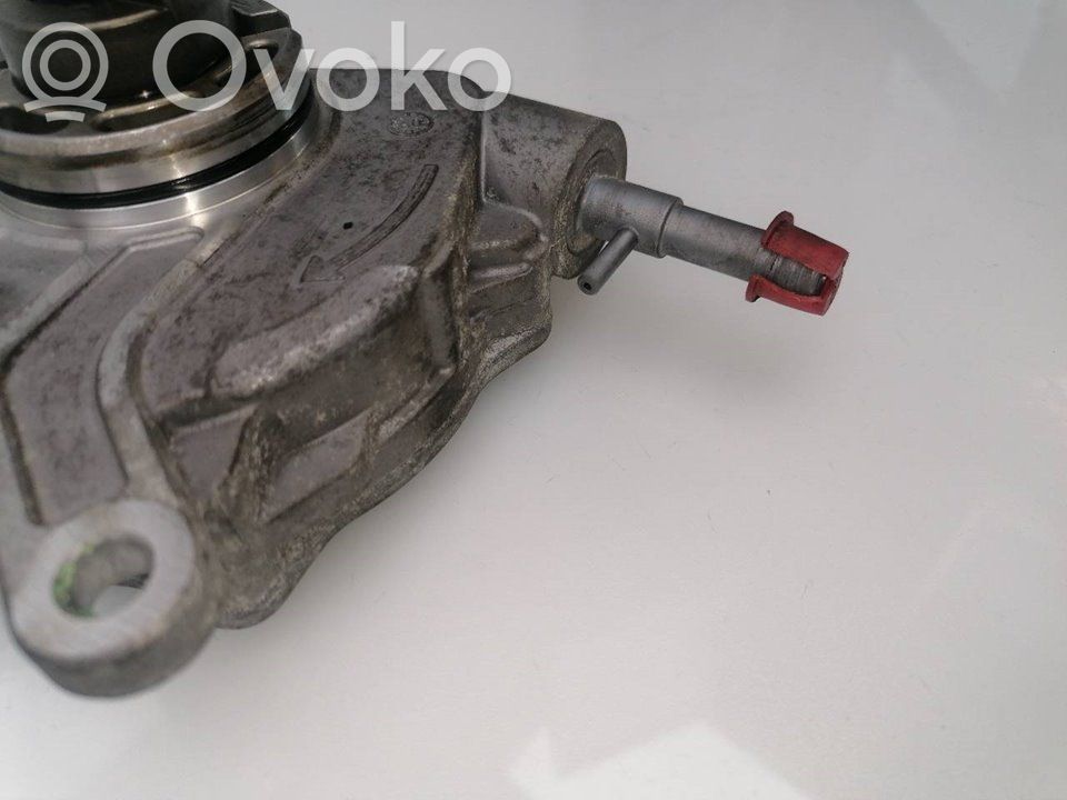 Toyota Avensis T270 Pompa a vuoto 