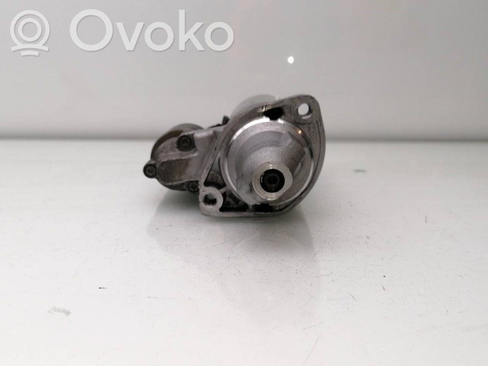Motor de arranque   A006151610180