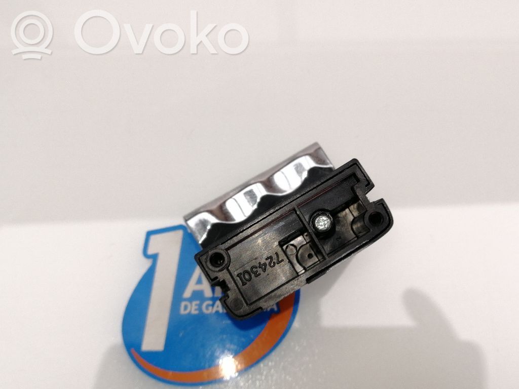 Chrysler 300C Other switches/knobs/shifts 