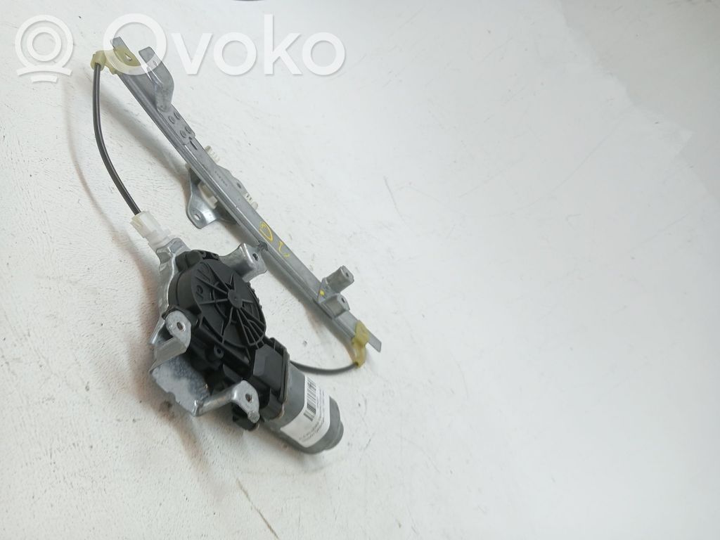 Nissan Qashqai Alzacristalli elettrico della portiera anteriore