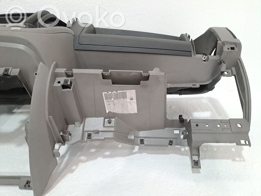 Peugeot Boxer Panelis 