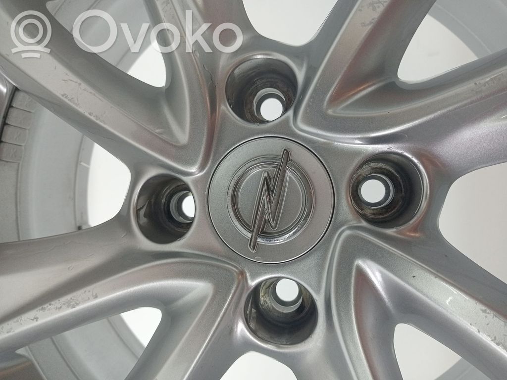 Opel Adam R24-kevytmetallivanne 