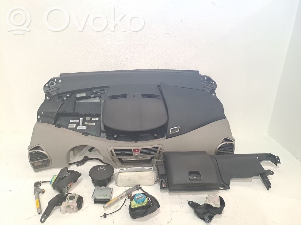 Citroen C4 Grand Picasso Sēdekļu komplekts 