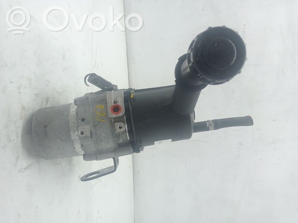 Power steering pump   1610309580