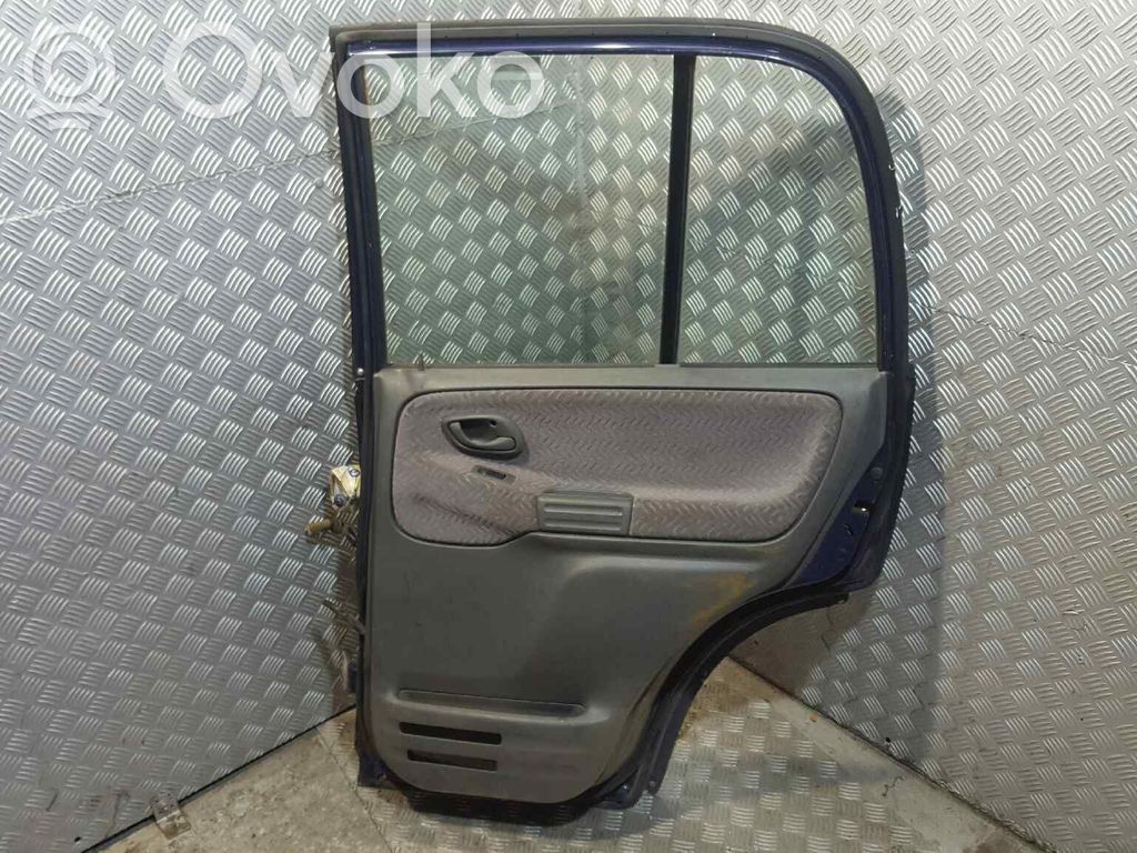 Puerta trasera   6800365811