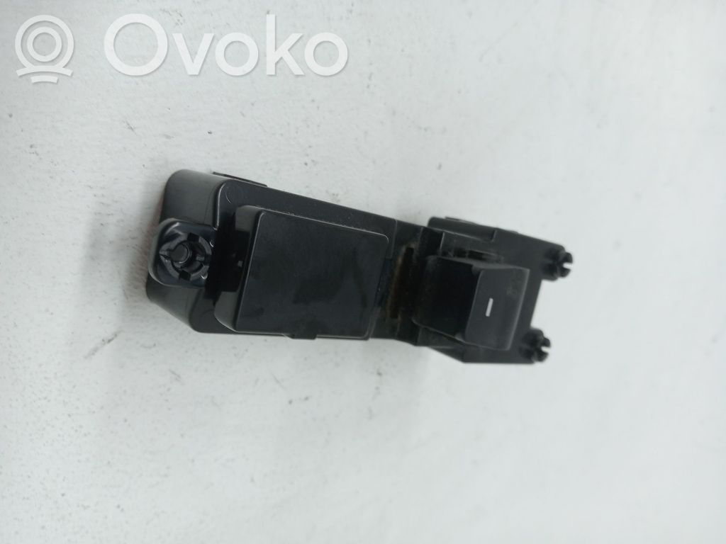 Interruptor del elevalunas eléctrico   93580D30314X