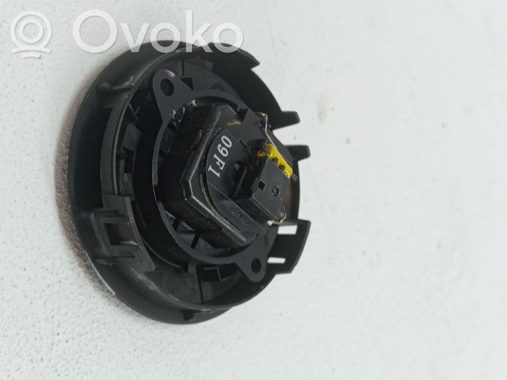 Altavoz de la puerta delantera   6562C7