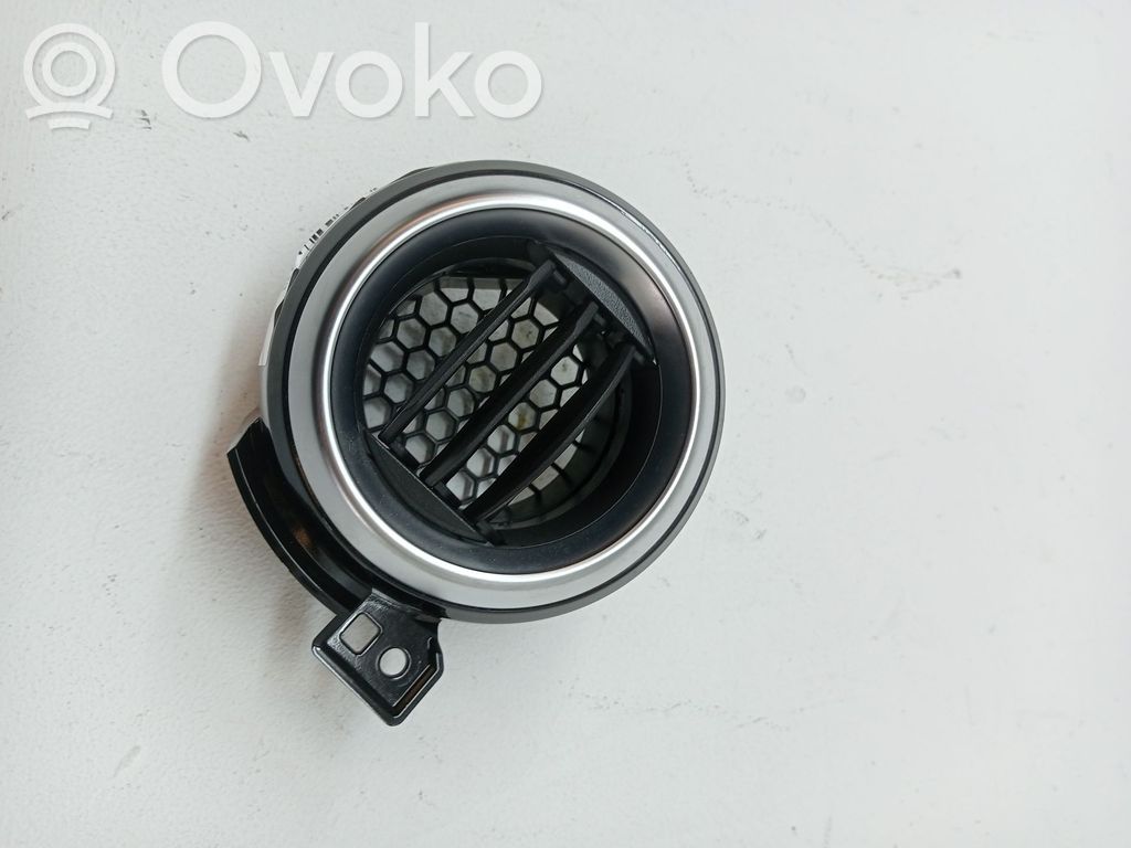Nissan Micra Dysze / Kratki nawiewu deski rozdzielczej 