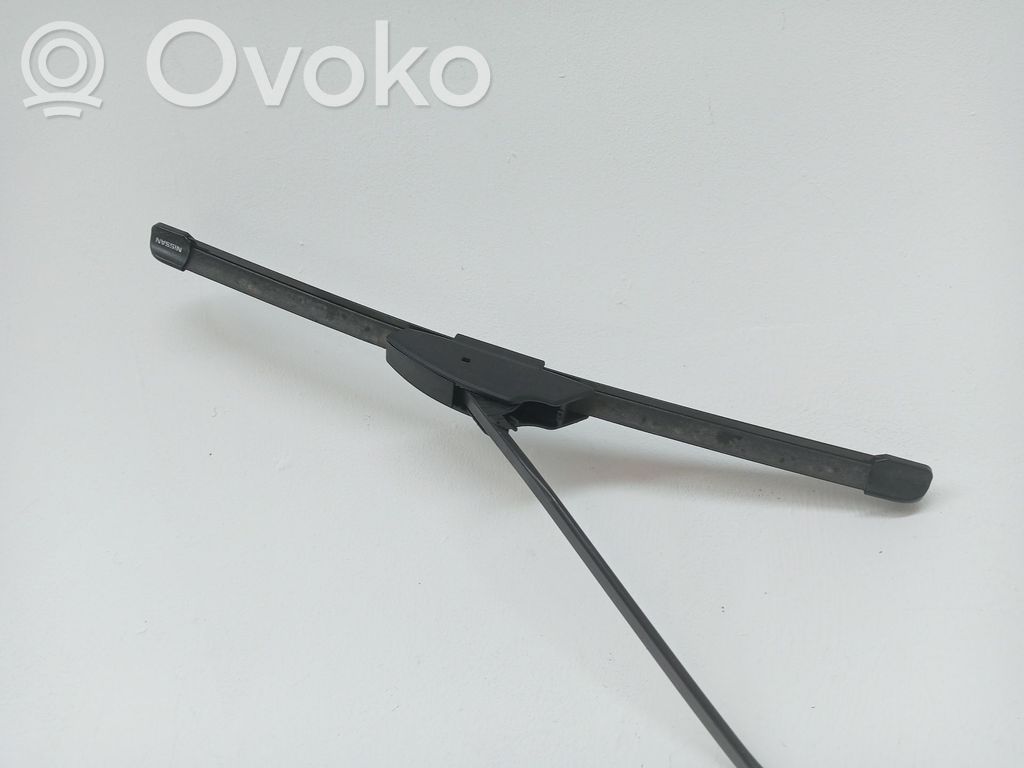 Nissan Micra Front wiper blade arm 