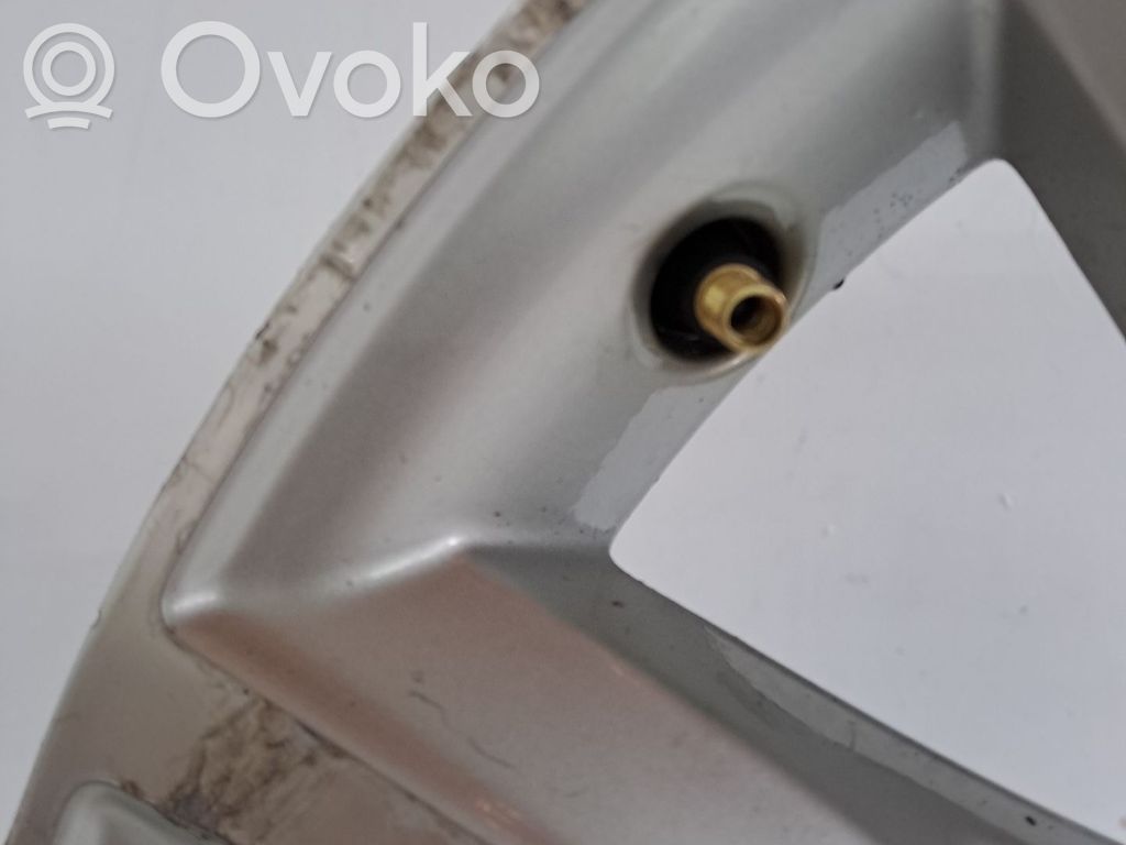 Audi A4 S4 B8 8K R24-kevytmetallivanne 
