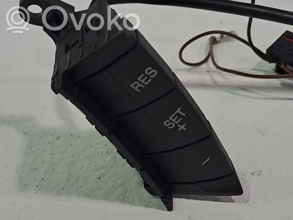 Ford C-MAX I Przełącznik / Przycisk kierownicy 