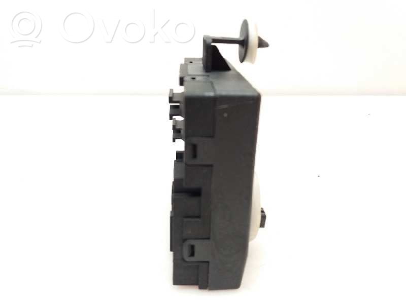 Audi A4 S4 B6 8E 8H Modul de control caroserie central 