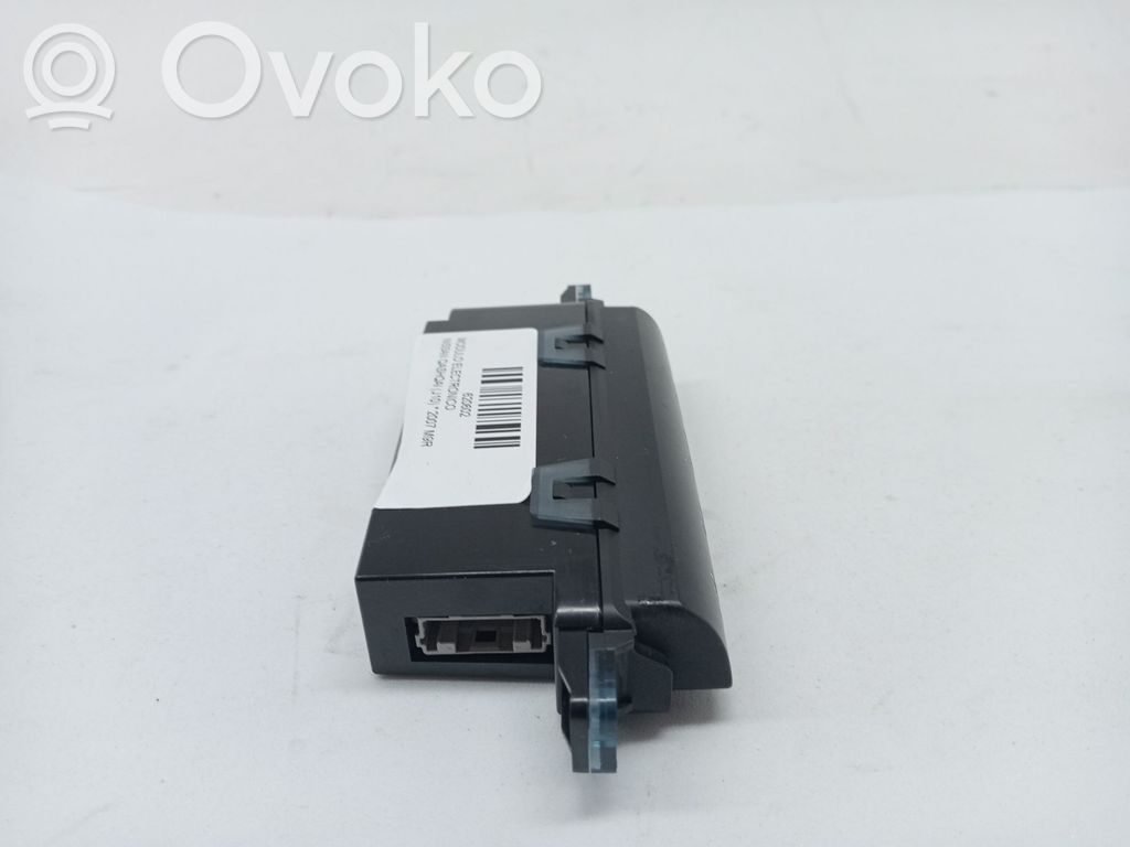 Unidad de control/módulo de carrocería central   25020JD90A