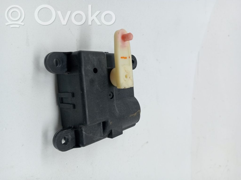 Nissan Qashqai Modul de control caroserie central 