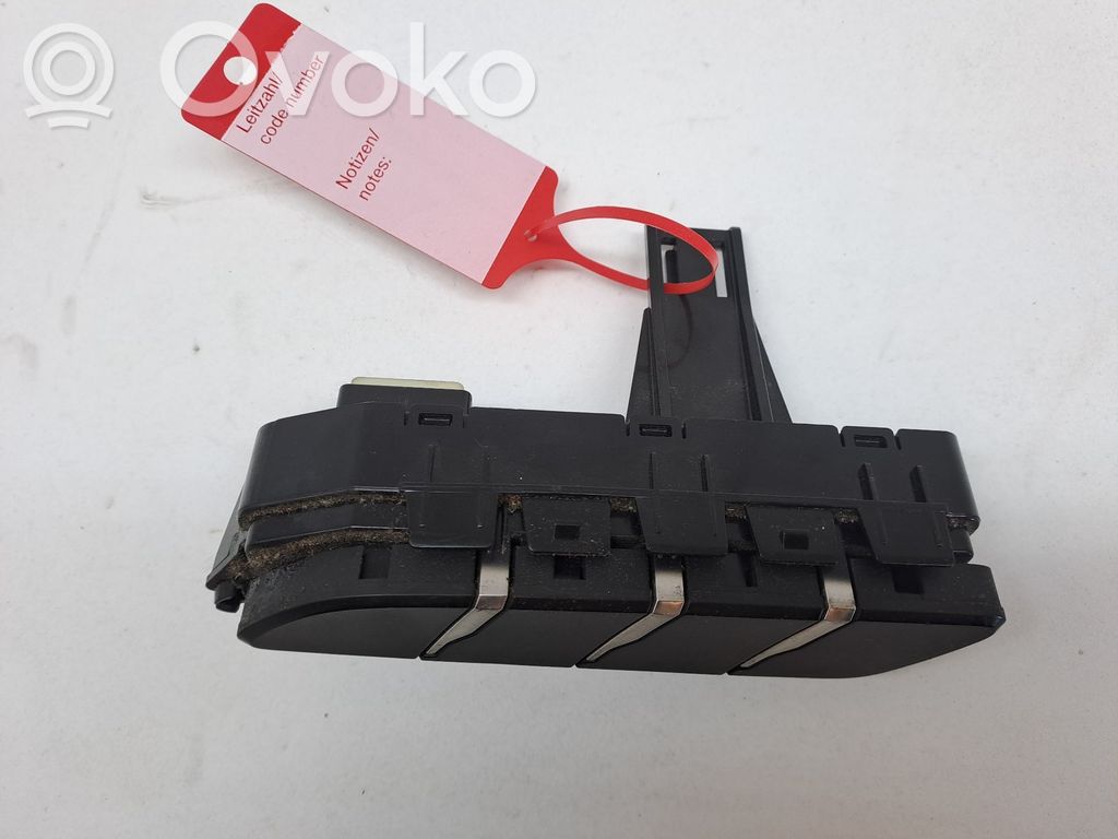Modul de control caroserie central   93300G21104X