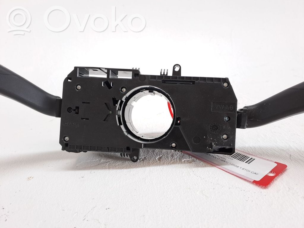 Volkswagen Polo V 6R Pulsanti/interruttori sul volante