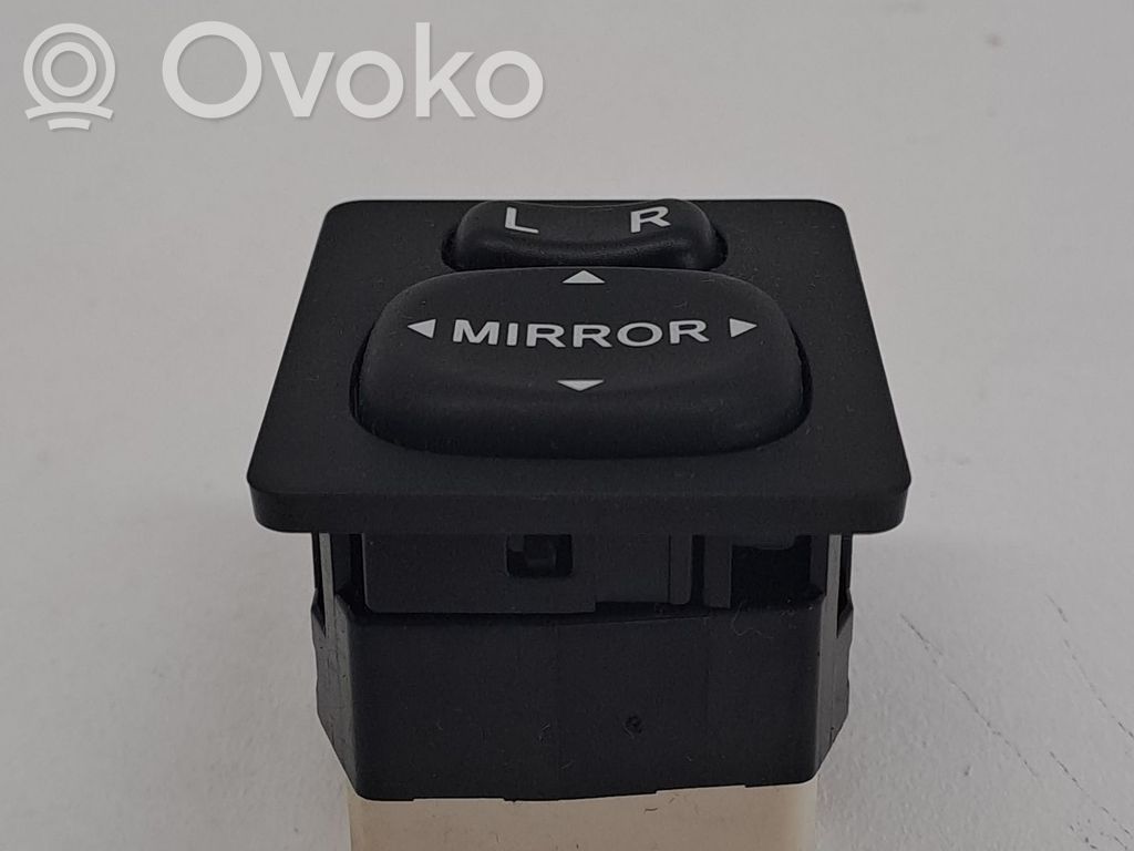 Interruptor del espejo lateral   848700F010