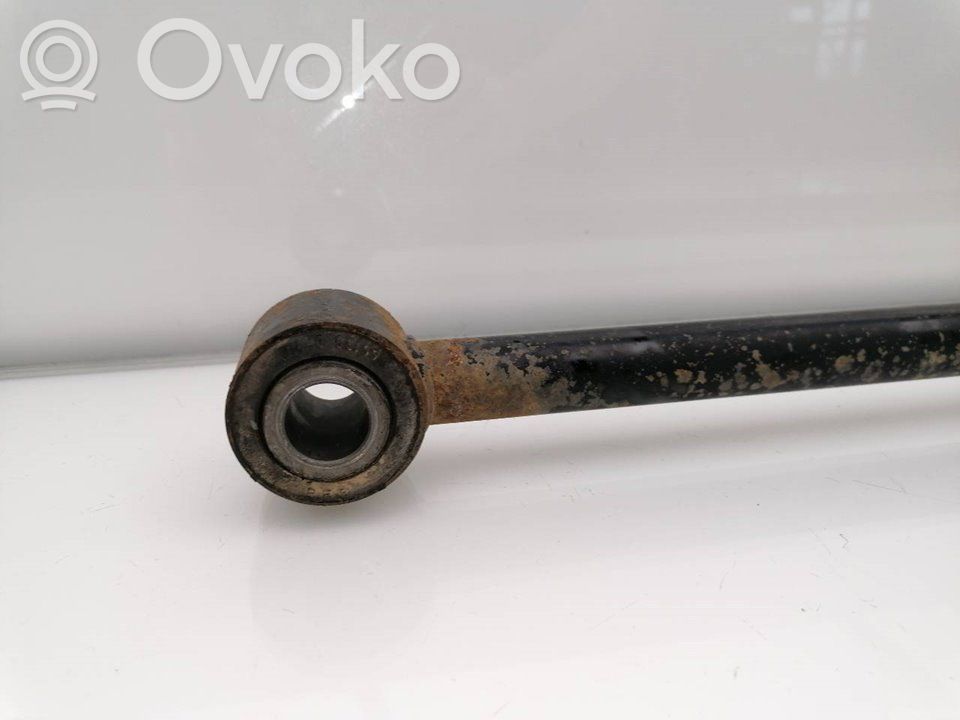 Nissan Terrano Etukallistuksenvakaaja 