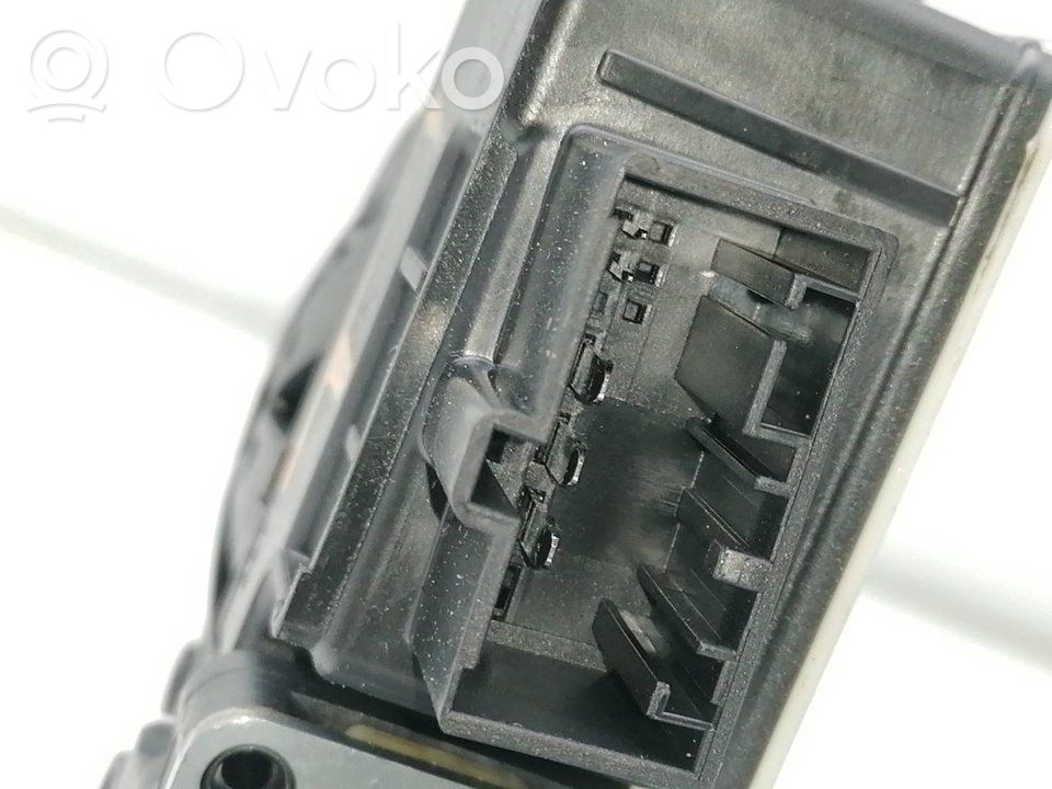 Motor macara geam ușă spate   5Q0959811E