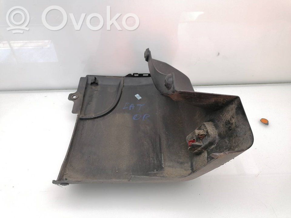 Opel Movano B Rivestimento del pannello parte angolare del paraurti posteriore 