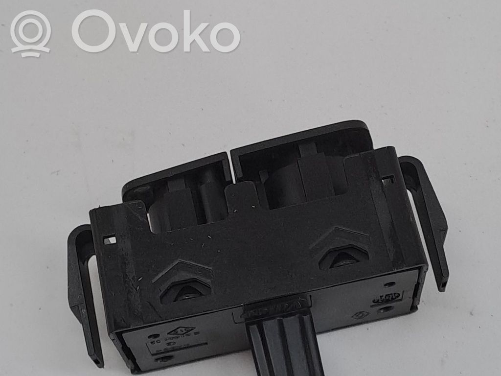 Comutator lumini pericol   252905668R